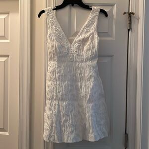 Lilly Pulitzer Brynn Dress in Iridescent Water Jacquard Resort White Size 2